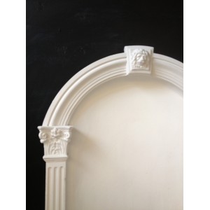 Fluted Niche